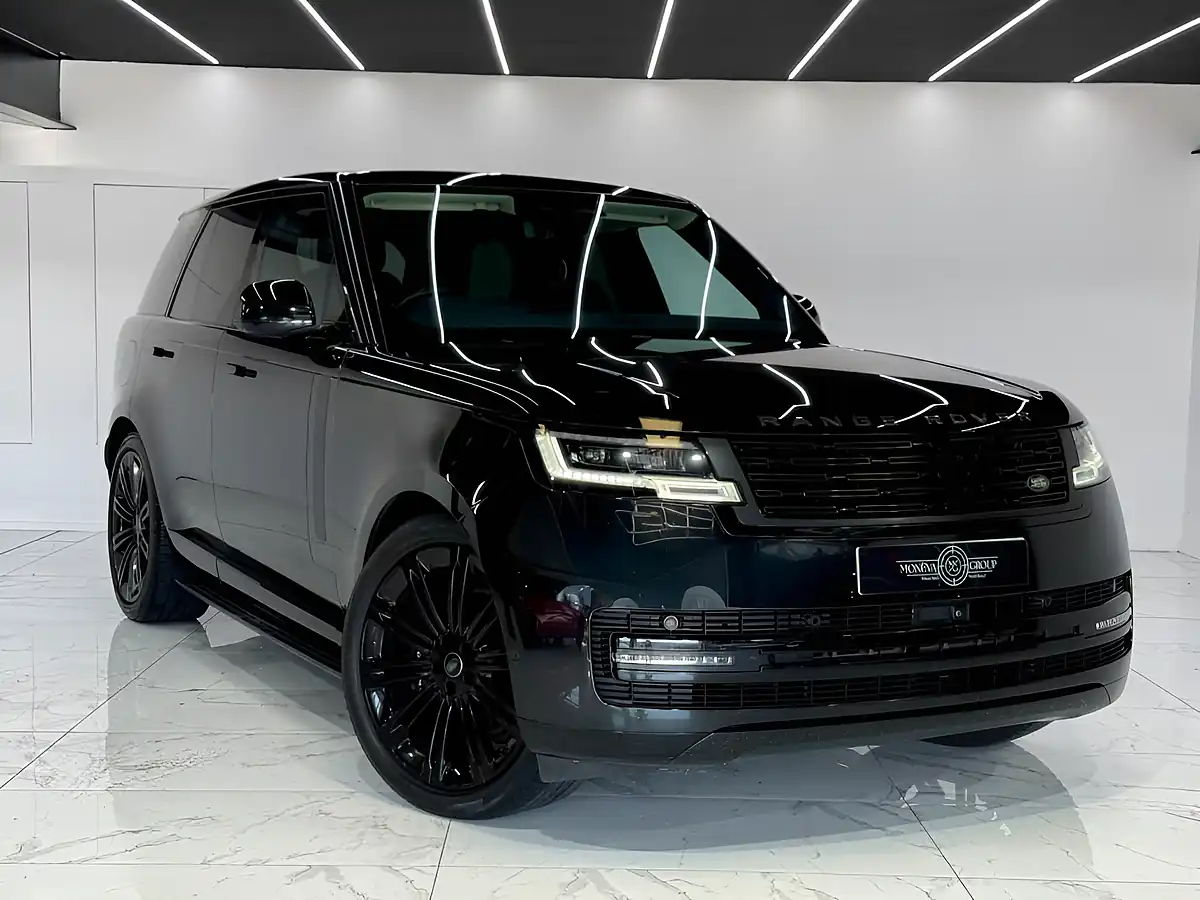 Used 2022 Land Rover Range Rover Hse Black - Front View