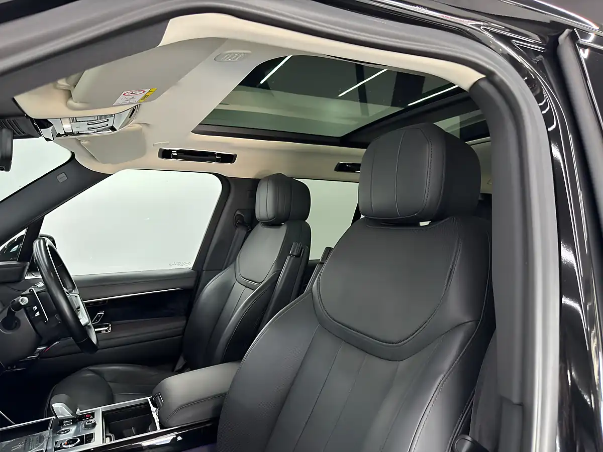 Used 2022 Land Rover Range Rover Hse Black - Interior and Exterior details 11