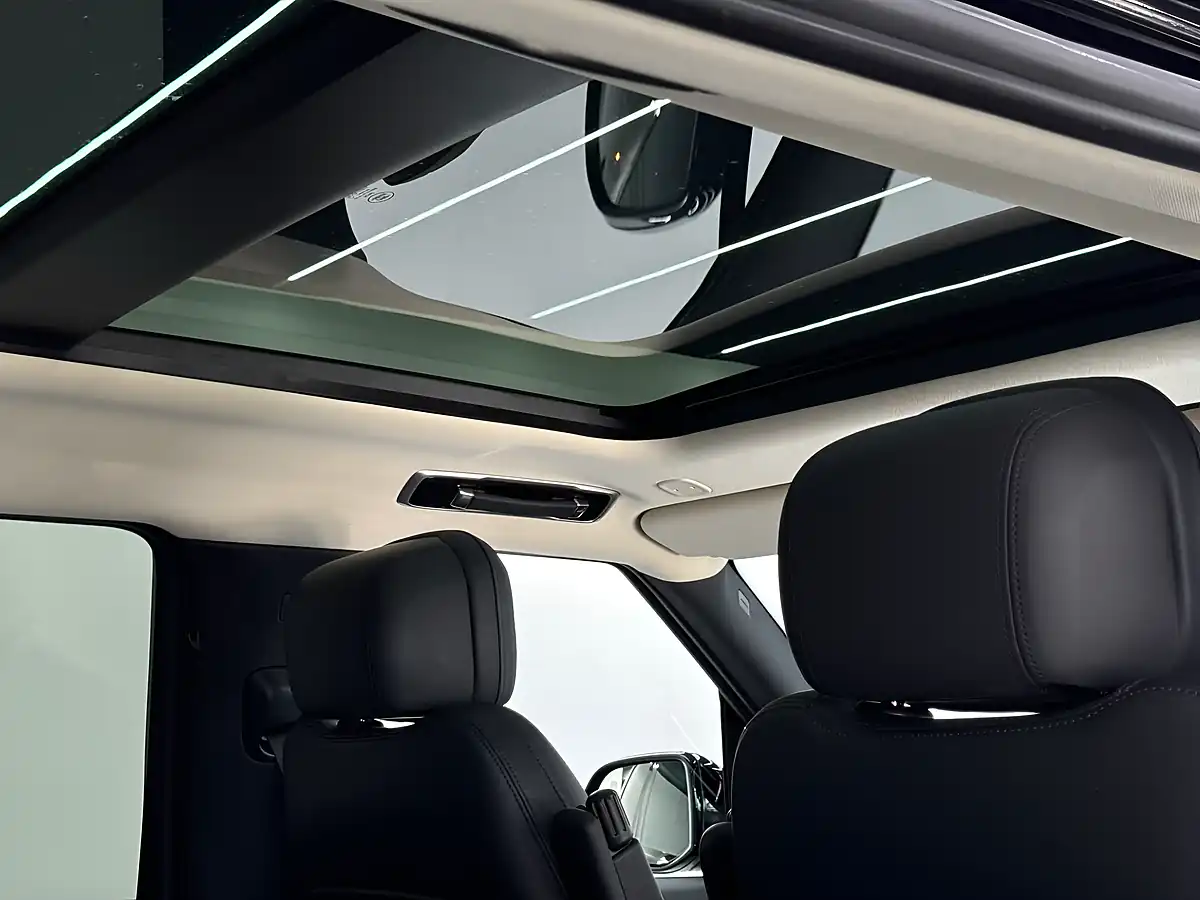 Used 2022 Land Rover Range Rover Hse Black - Interior and Exterior details 14