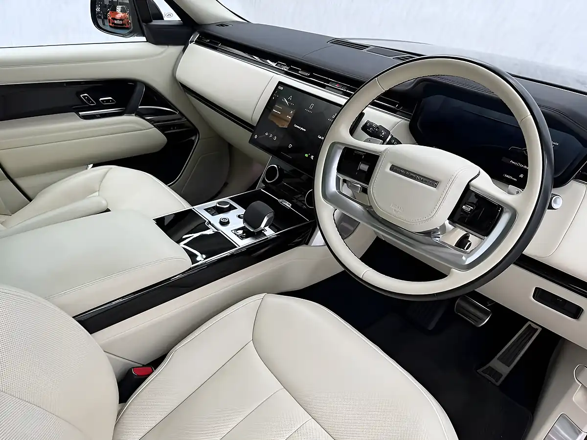 Used 2022 Land Rover Range Rover Hse Black - Interior and Exterior details 12