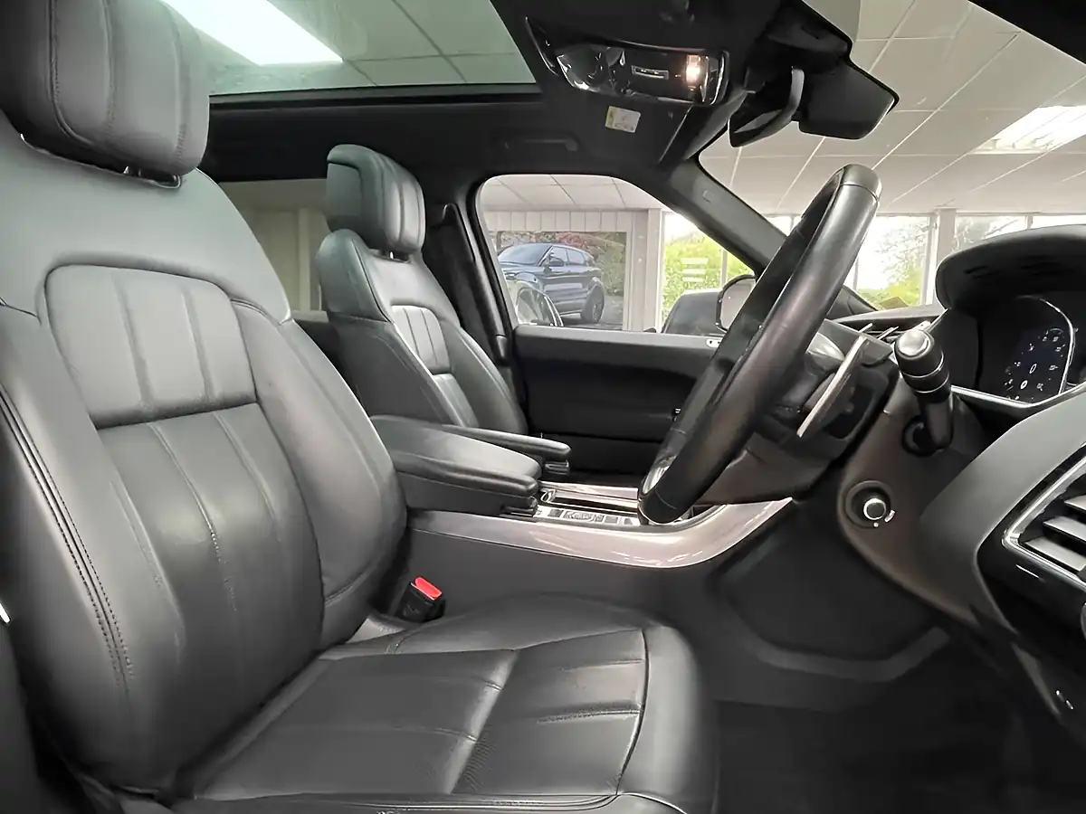Used 2022 Land Rover Range Rover Hse Dynamic Black Santorini Black - Interior and Exterior details 10