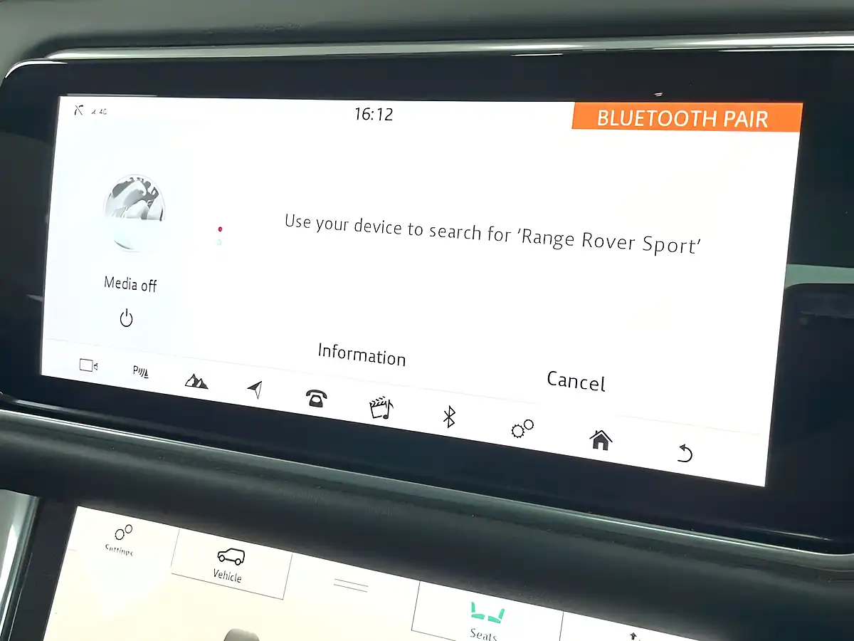 Used 2022 Land Rover Range Rover Hse Dynamic Black Santorini Black - Interior and Exterior details 16