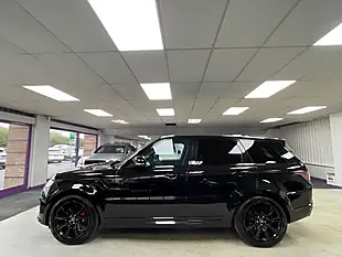 Used 2022 Land Rover Range Rover Hse Dynamic Black Santorini Black - Interior and Exterior details 2