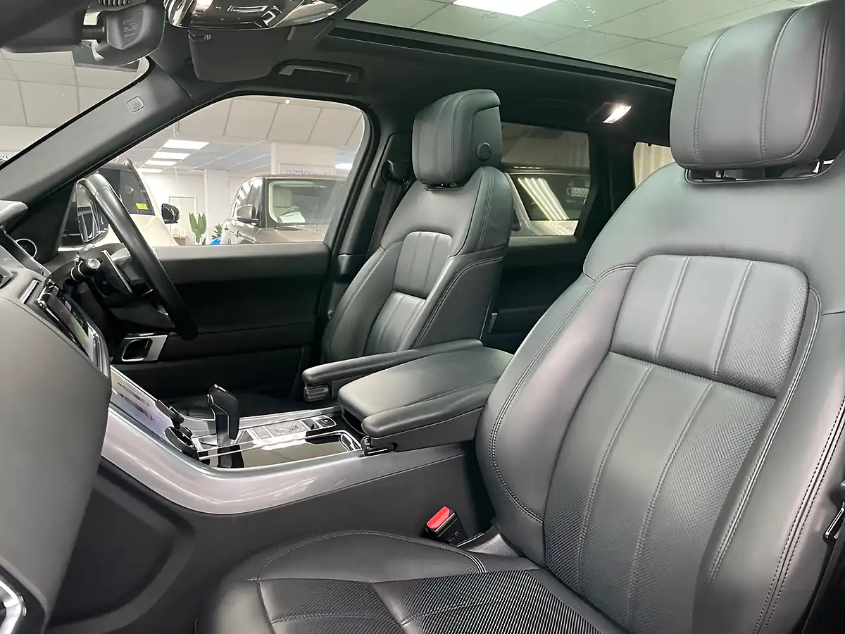 Used 2022 Land Rover Range Rover P400 Hse Hse Dynamic Black Santorini Black - Interior and Exterior details 15