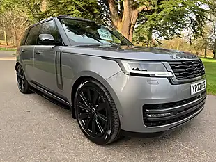 Used 2022 Land Rover Range Rover Se Grey - Interior and Exterior details 3