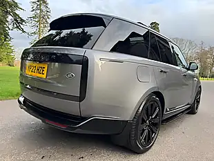 Used 2022 Land Rover Range Rover Se Grey - Interior and Exterior details 7