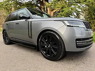 Used 2022 Land Rover Range Rover Se Grey - Interior and Exterior details 9