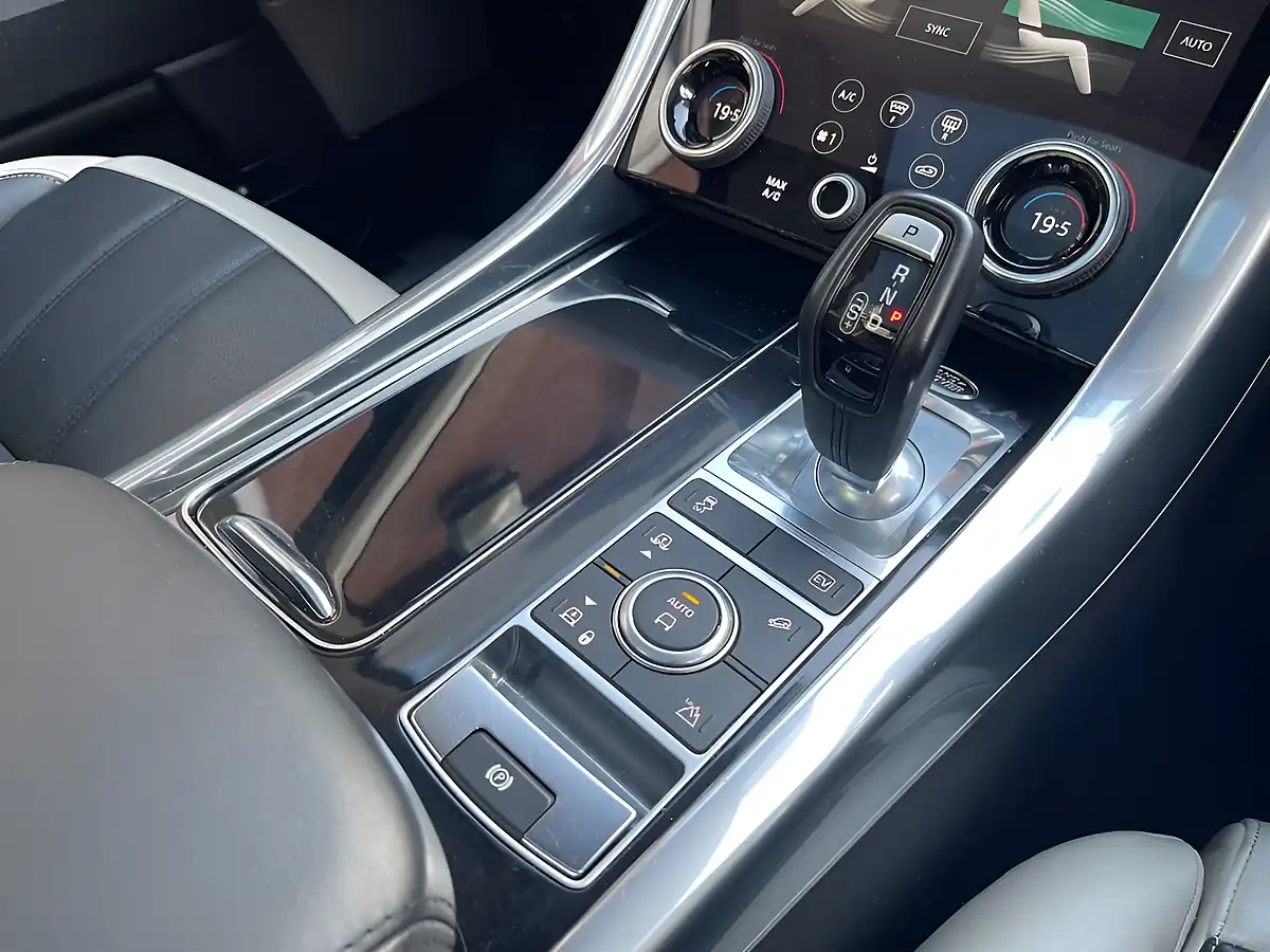 Used 2022 Land Rover Range Rover Sport Autobiography Dynamic Blue - Interior and Exterior details 13