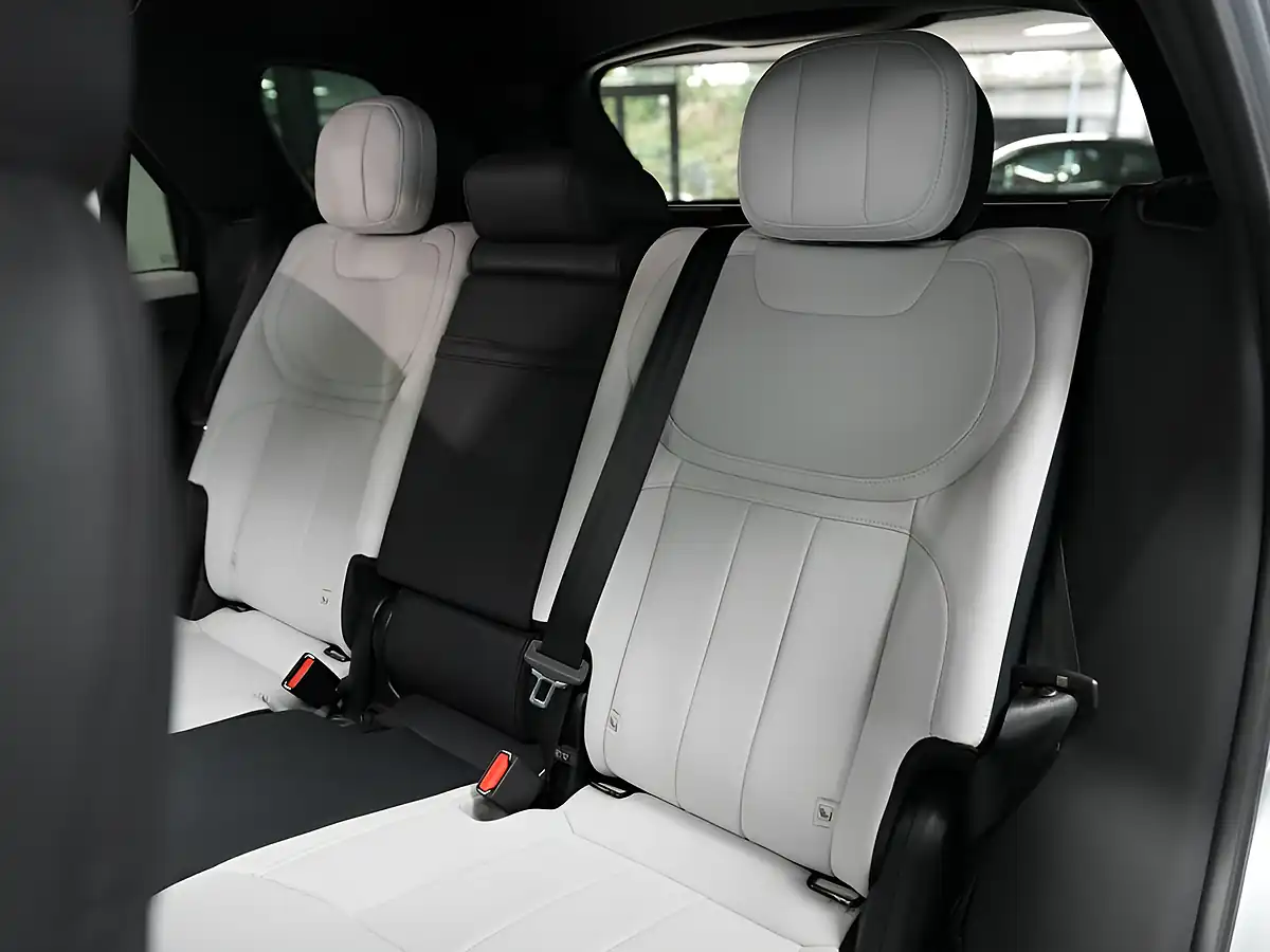 Used 2022 Land Rover Range Rover Sport Autobiography Eiger Grey - Interior and Exterior details 12