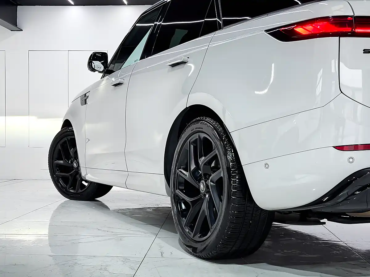 Used 2022 Land Rover Range Rover Sport Dynamic Se Borasco Grey - Interior and Exterior details 10