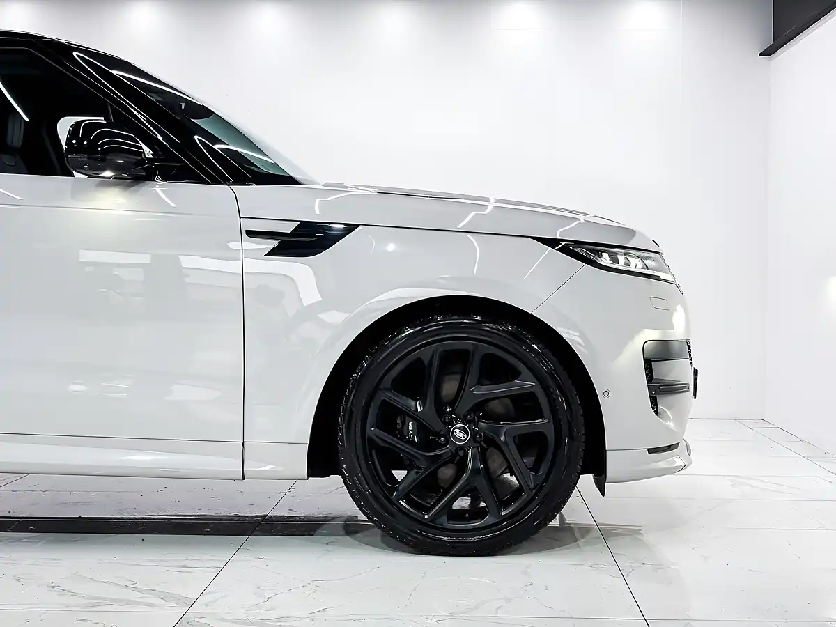 Used 2022 Land Rover Range Rover Sport Dynamic Se Borasco Grey - Interior and Exterior details 8