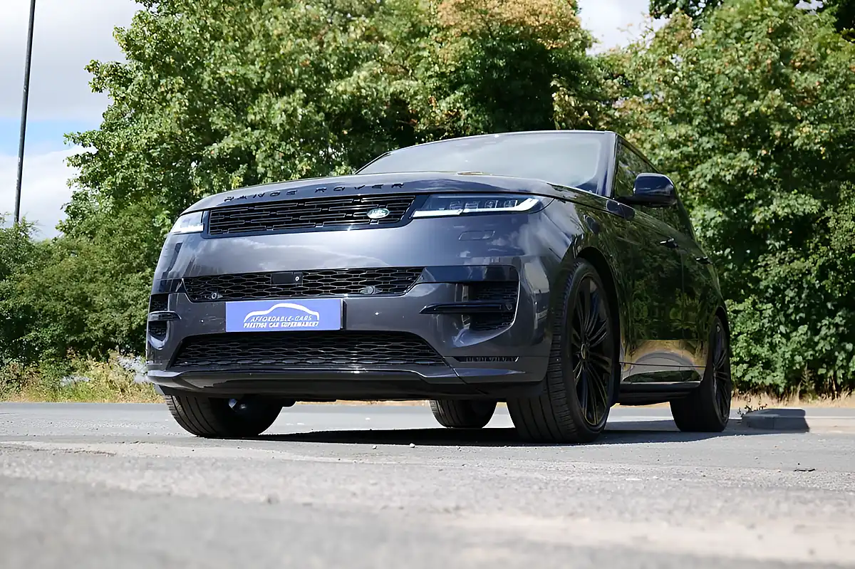 Used 2022 Land Rover Range Rover Sport Dynamic Se Grey - Interior and Exterior details 6