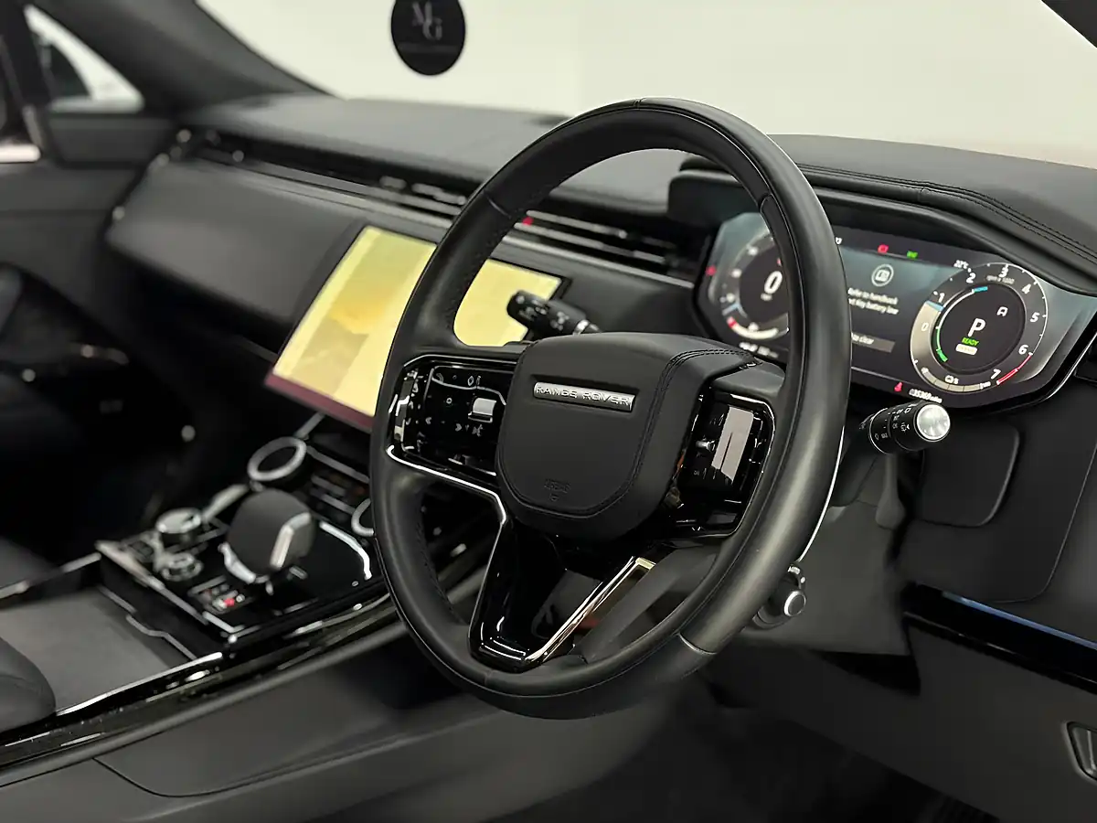 Used 2022 Land Rover Range Rover Sport First Edition Red - Interior and Exterior details 7