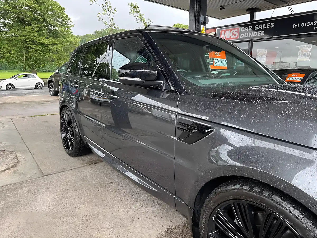 Used 2022 Land Rover Range Rover Sport Hse Dynamic Black Grey - Interior and Exterior details 13
