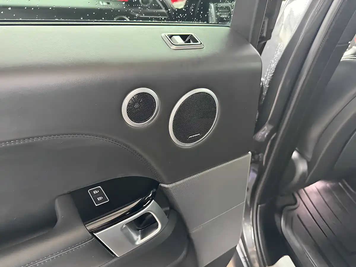 Used 2022 Land Rover Range Rover Sport Hse Dynamic Black Grey - Interior and Exterior details 17