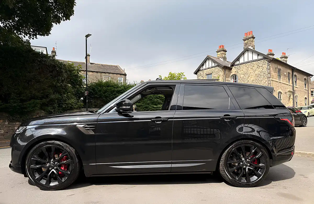 Used 2022 Land Rover Range Rover Sport Hst Santorini Black - Interior and Exterior details 6