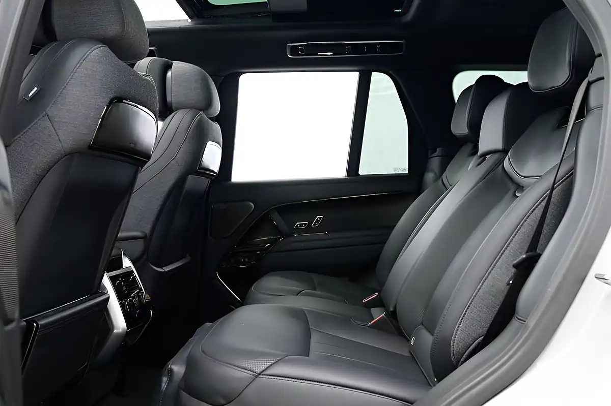 Used 2022 Land Rover Range Rover Sv Grey - Interior and Exterior details 13