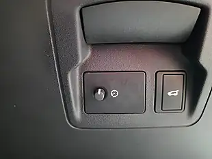 Used 2022 Land Rover Range Rover Velar Black Pack White - Interior and Exterior details 18
