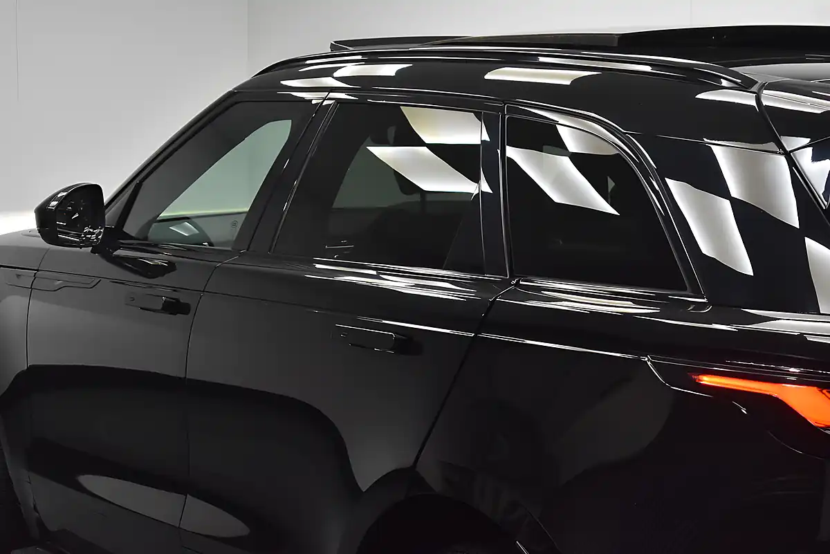Used 2022 Land Rover Range Rover Velar Edition Santorini Black - Interior and Exterior details 14
