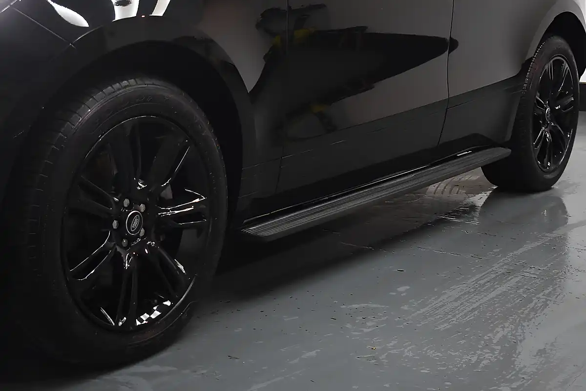 Used 2022 Land Rover Range Rover Velar Edition Santorini Black - Interior and Exterior details 7