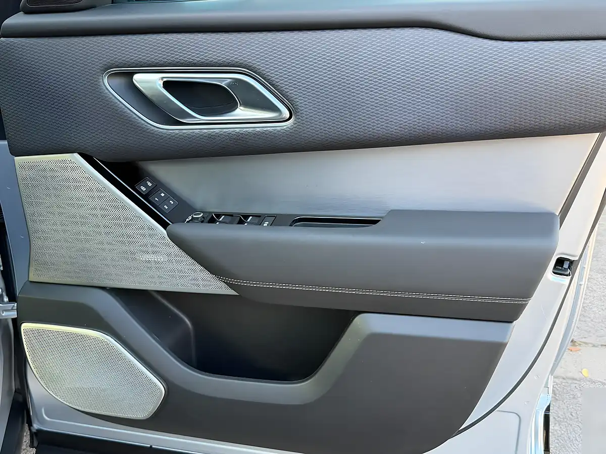Used 2022 Land Rover Range Rover Velar Edition Silver - Interior and Exterior details 15