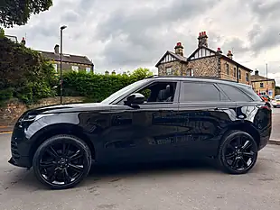 Used 2022 Land Rover Range Rover Velar R-Dynamic Hse Santorini Black - Interior and Exterior details 8