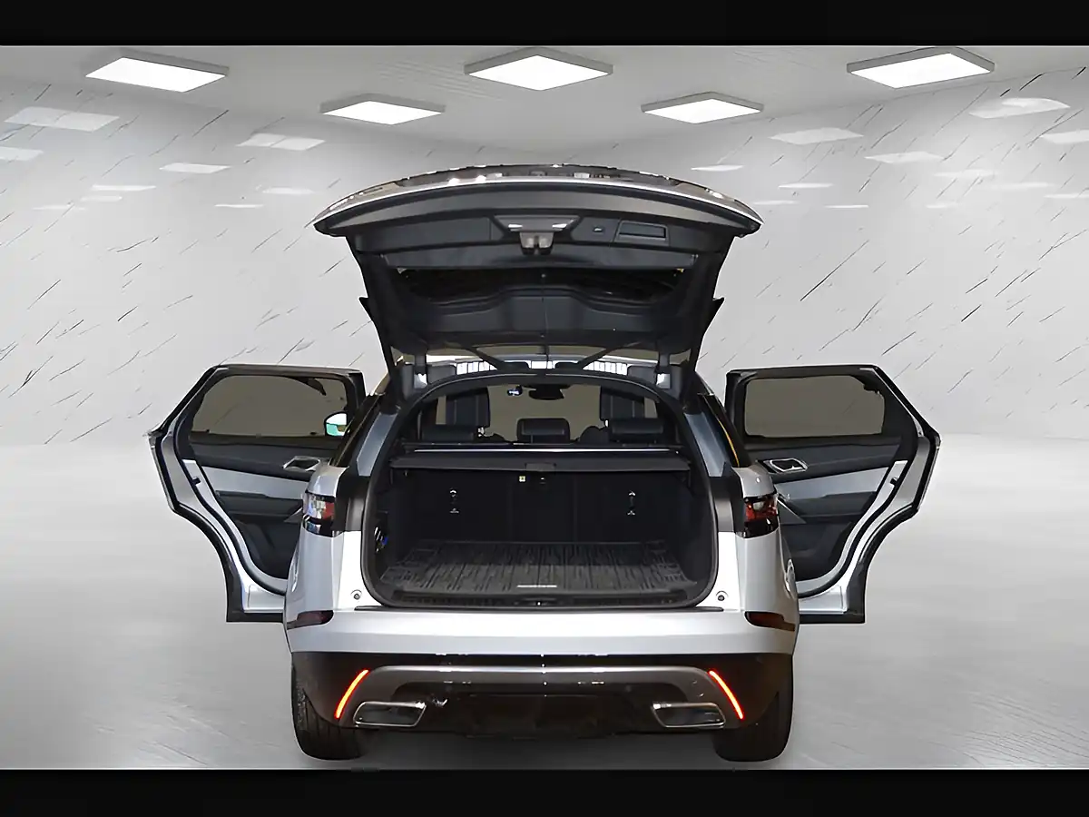Used 2022 Land Rover Range Rover Velar R-Dynamic Hse Silver - Interior and Exterior details 14