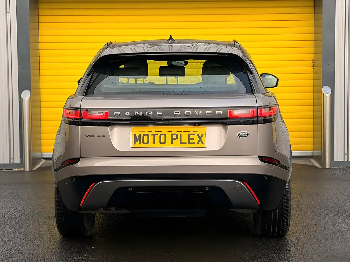 Used 2022 Land Rover Range Rover Velar R-Dynamic Se Bronze - Interior and Exterior details 8