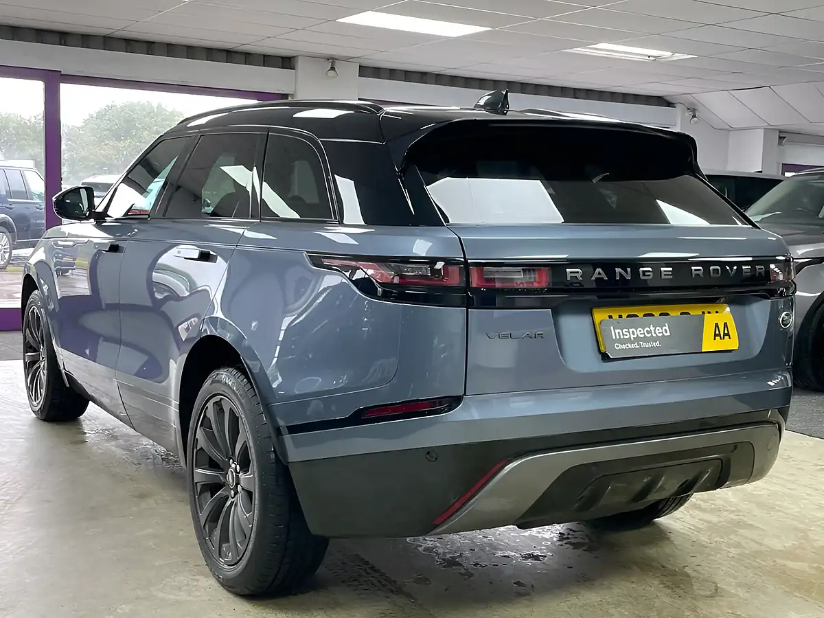 Used 2022 Land Rover Range Rover Velar R-Dynamic Se Byron Blue - Interior and Exterior details 8
