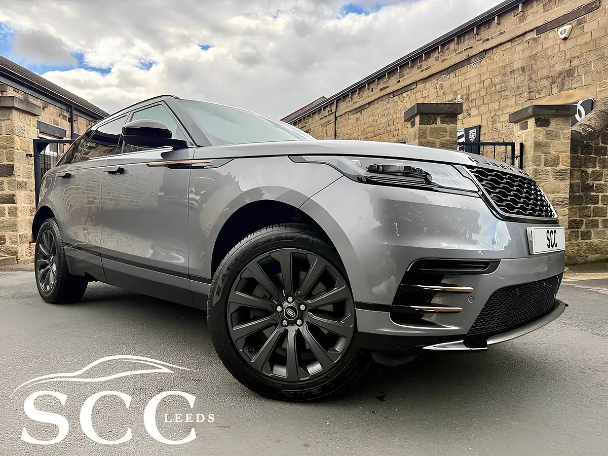 Used 2022 Land Rover Range Rover Velar R-Dynamic Se Eiger Grey - Front View
