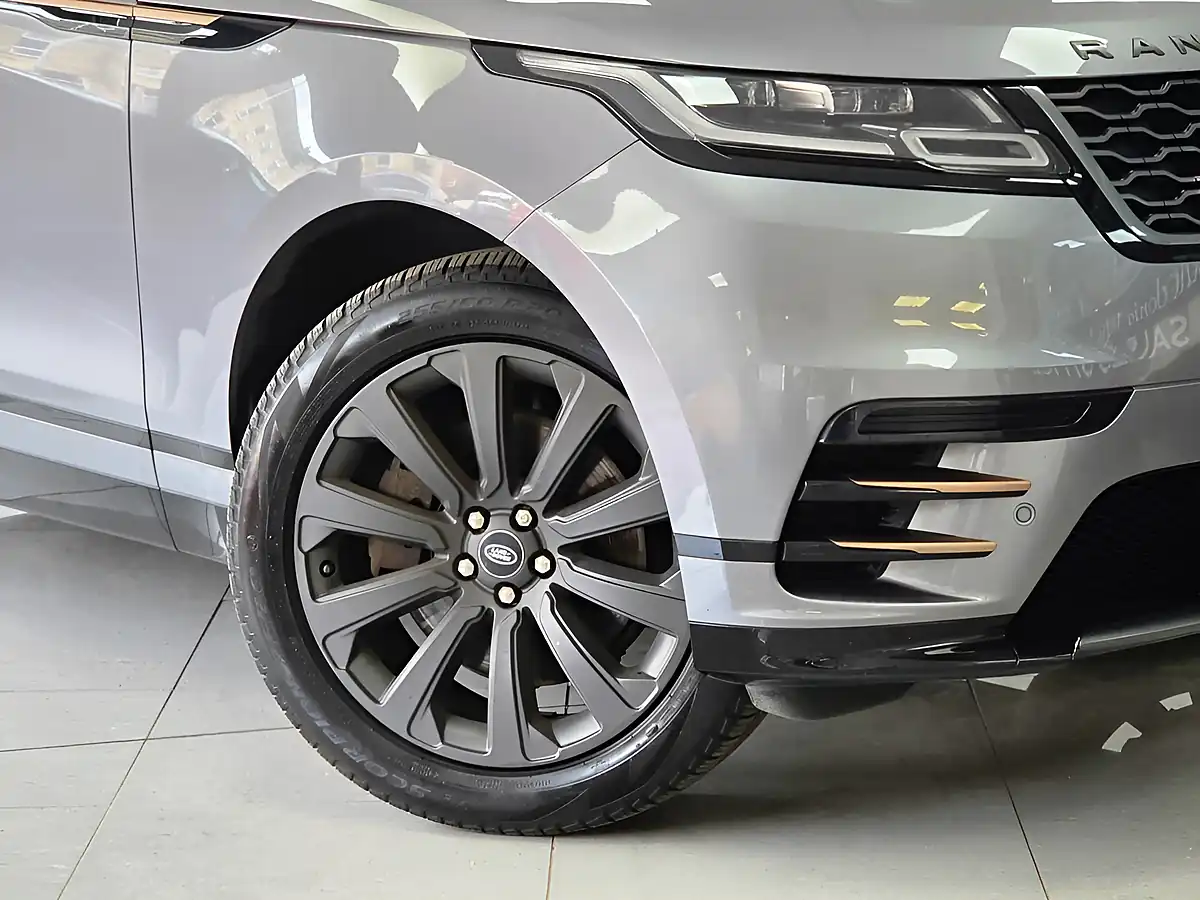 Used 2022 Land Rover Range Rover Velar R-Dynamic Se Grey - Interior and Exterior details 11