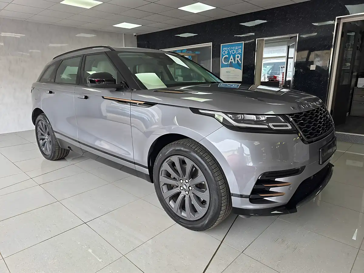 Used 2022 Land Rover Range Rover Velar R-Dynamic Se Grey - Interior and Exterior details 17