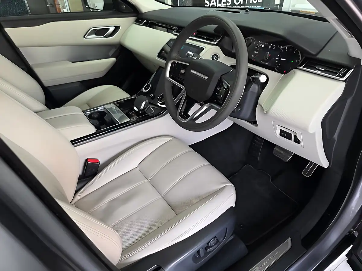 Used 2022 Land Rover Range Rover Velar R-Dynamic Se Grey - Interior and Exterior details 5