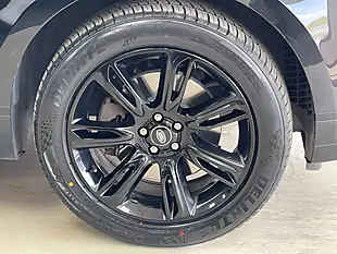 Used 2022 Land Rover Range Rover Velar R-Dynamic Se Santorini Black - Interior and Exterior details 10