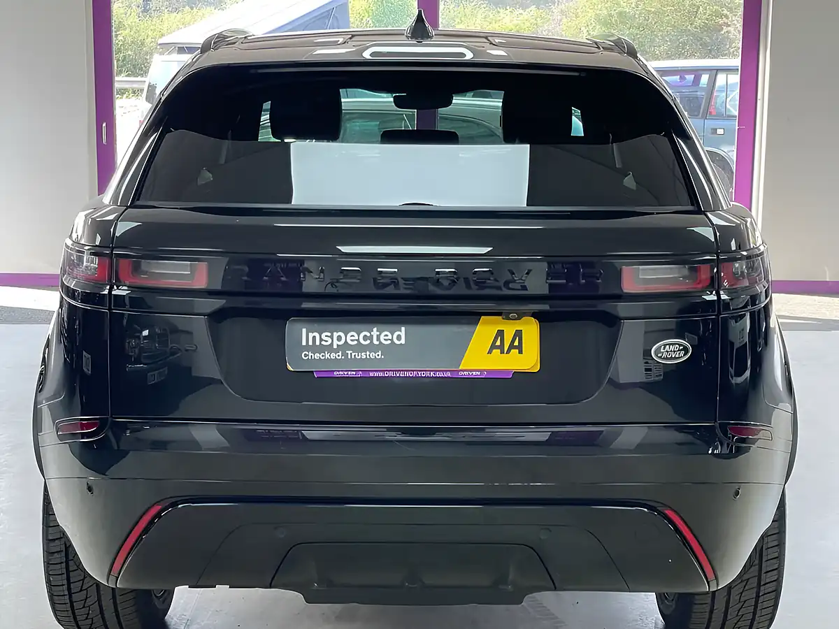 Used 2022 Land Rover Range Rover Velar R-Dynamic Se Santorini Black - Interior and Exterior details 9