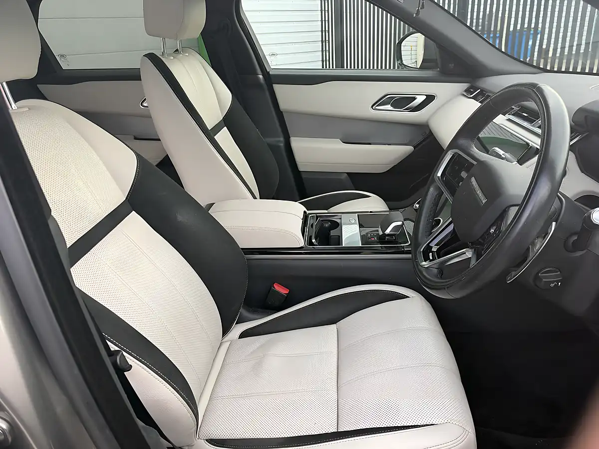 Used 2022 Land Rover Range Rover Velar R-Dynamic Se Silver - Interior and Exterior details 12