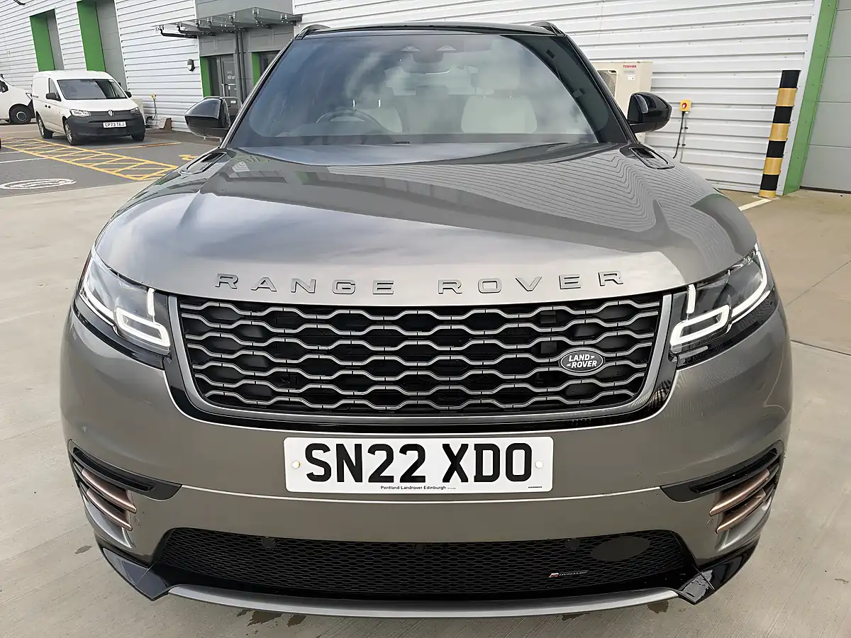 Used 2022 Land Rover Range Rover Velar R-Dynamic Se Silver - Interior and Exterior details 3