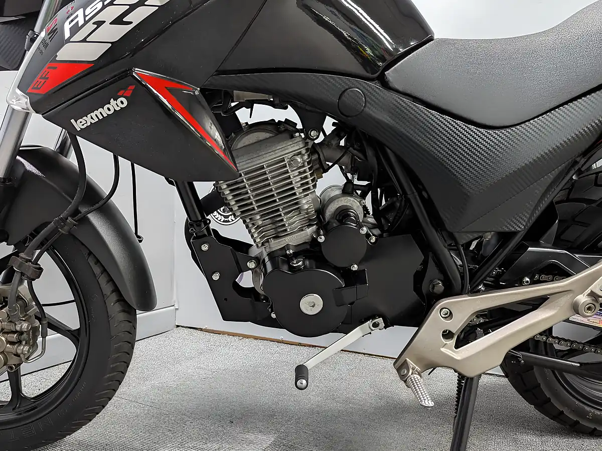Used 2022 Lexmoto Assault 125 Black - Interior and Exterior details 14