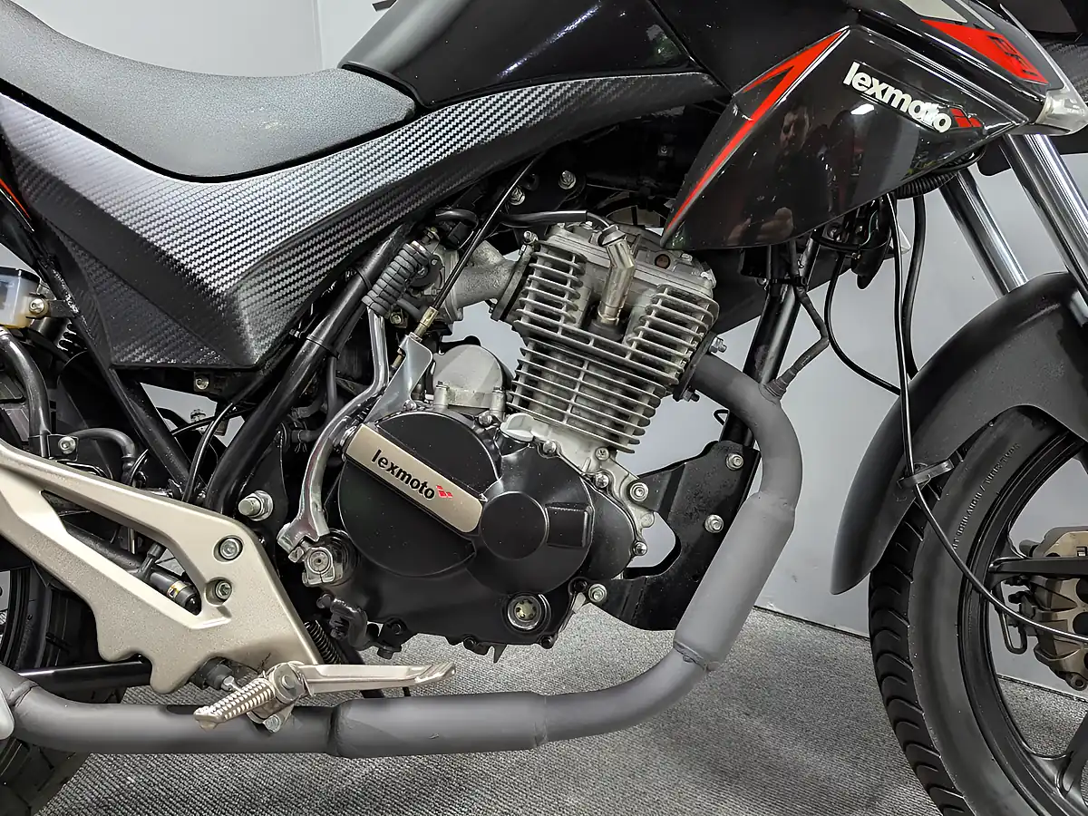 Used 2022 Lexmoto Assault 125 Black - Interior and Exterior details 6