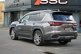 Used 2022 Lexus Lx 600 Ultra Luxury 4 SEAT Grey - Interior and Exterior details 10