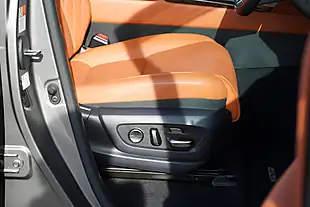 Used 2022 Lexus Lx 600 Ultra Luxury 4 SEAT Grey - Interior and Exterior details 13
