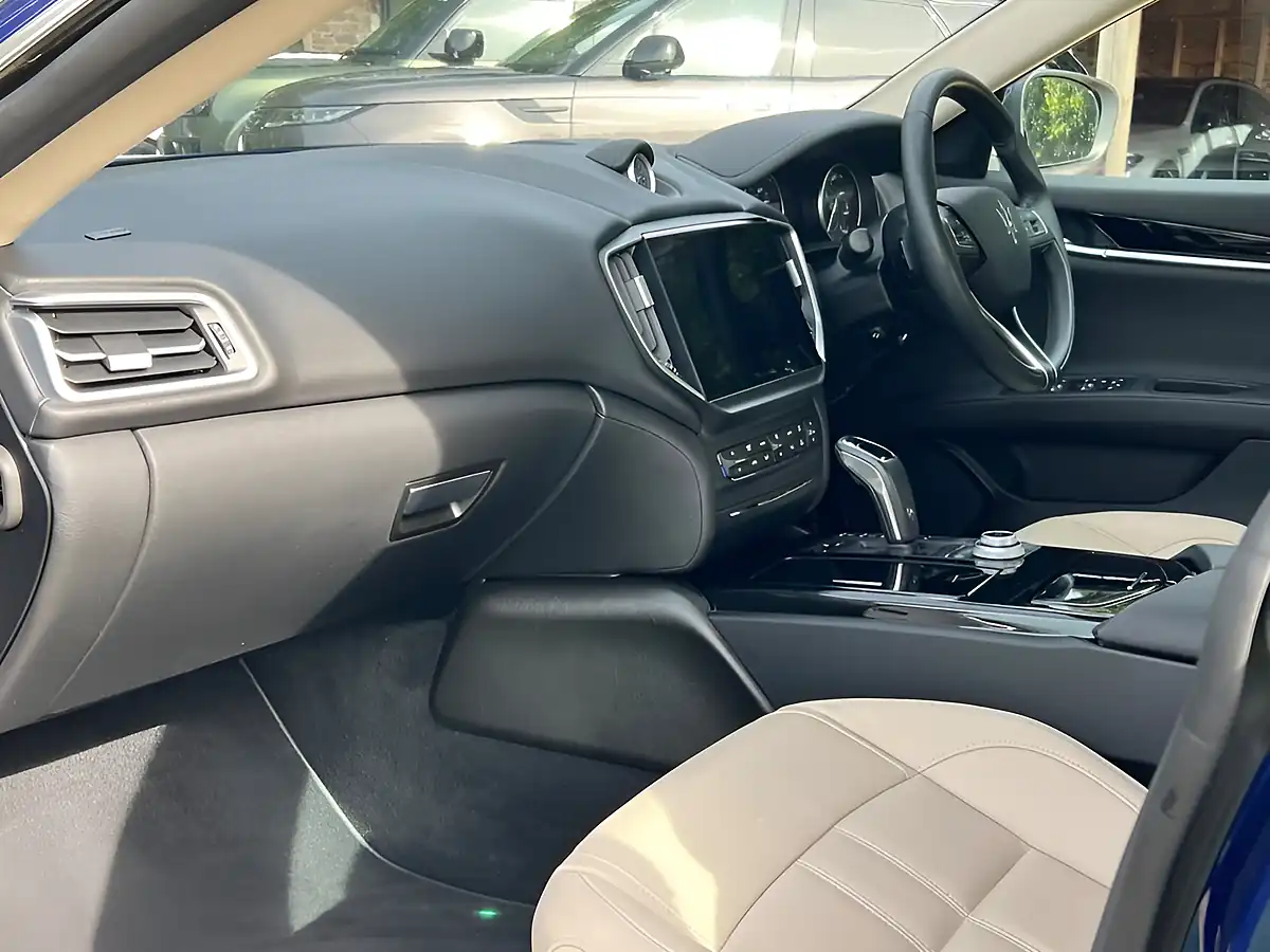 Used 2022 Maserati Ghibli GT Blue - Interior and Exterior details 13