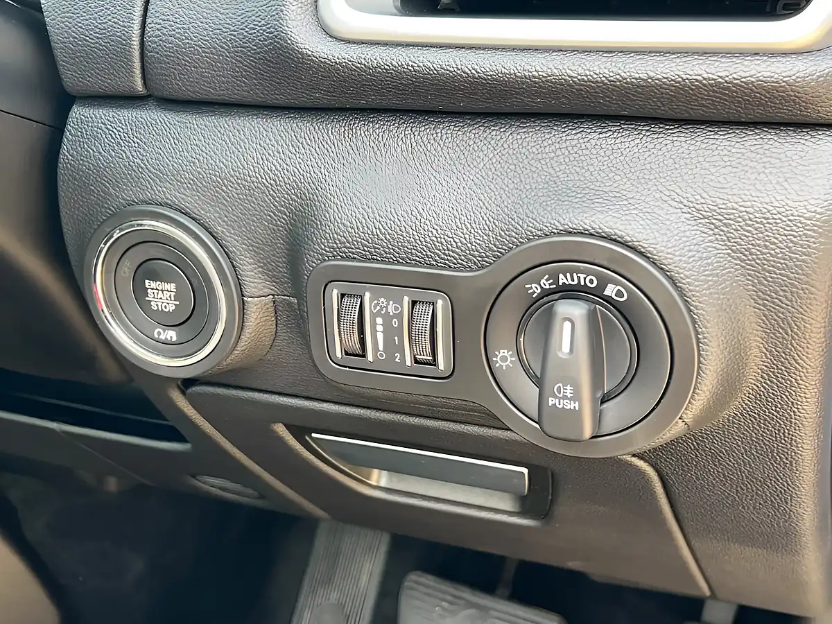 Used 2022 Maserati Ghibli GT Blue - Interior and Exterior details 15