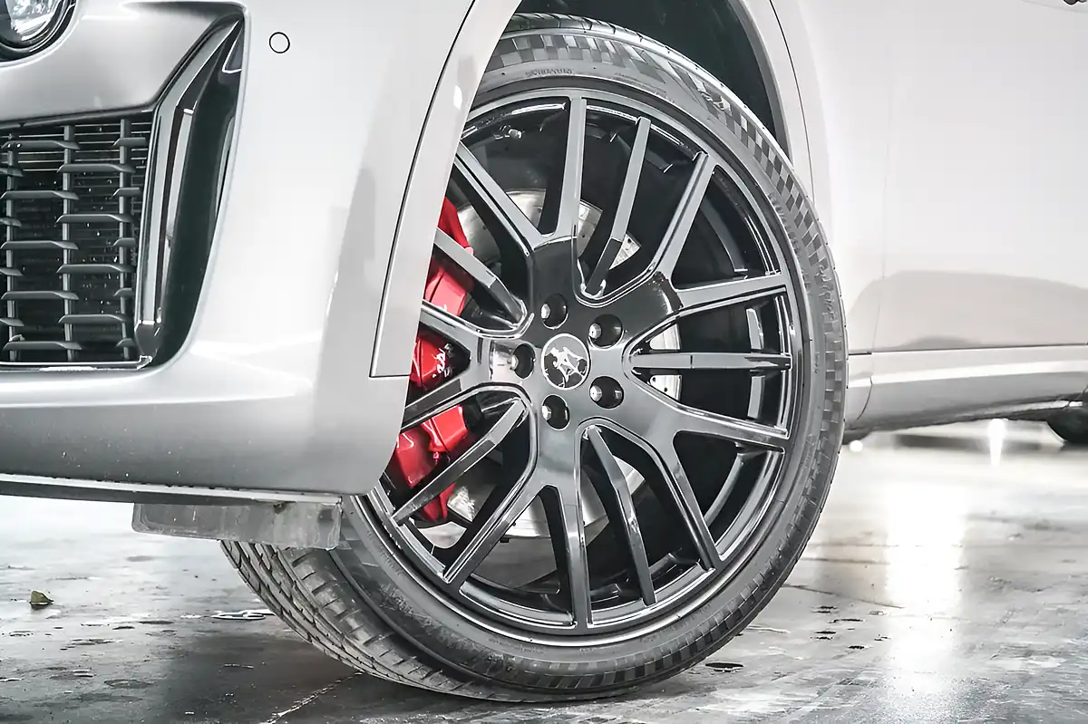 Used 2022 Maserati Levante GT Grey - Interior and Exterior details 2