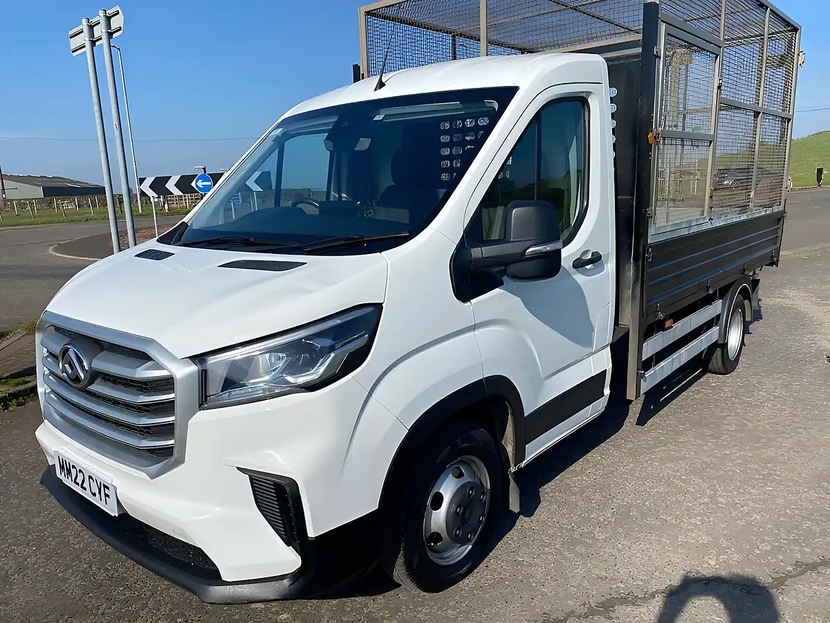 Used 2022 Maxus Deliver 9 Mwb Tipper White - Interior and Exterior details 14