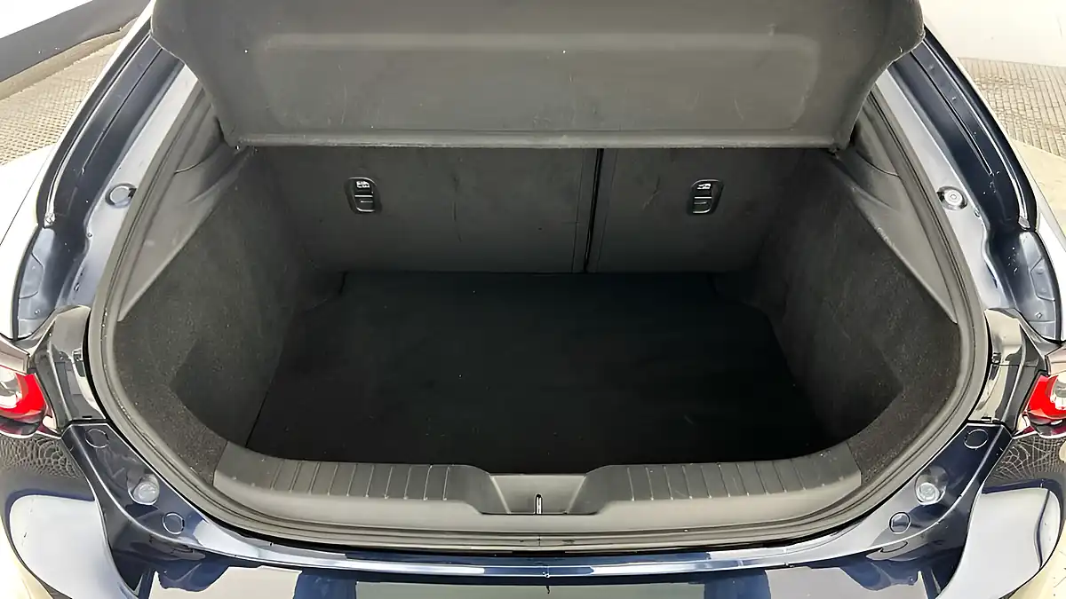 Used 2022 Mazda 3 GT Sport Tech Edition Blue - Interior and Exterior details 5