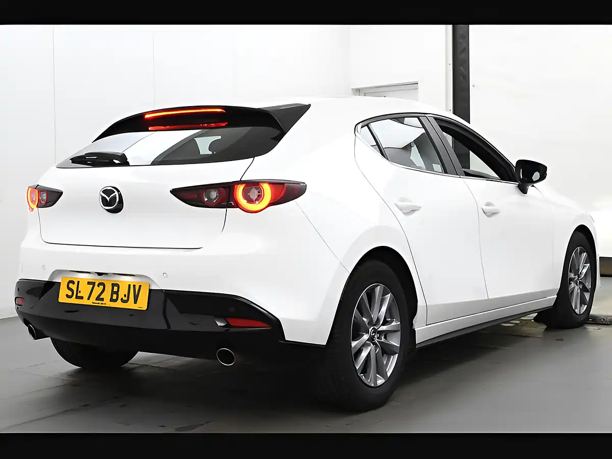 Used 2022 Mazda 3 Se-L Lux White - Interior and Exterior details 10