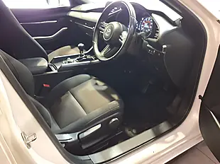 Used 2022 Mazda 3 Se-L Lux White - Interior and Exterior details 11