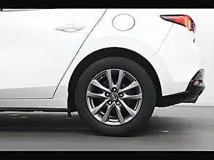 Used 2022 Mazda 3 Se-L Lux White - Interior and Exterior details 12