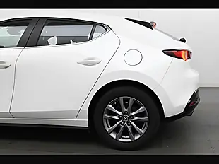 Used 2022 Mazda 3 Se-L Lux White - Interior and Exterior details 13